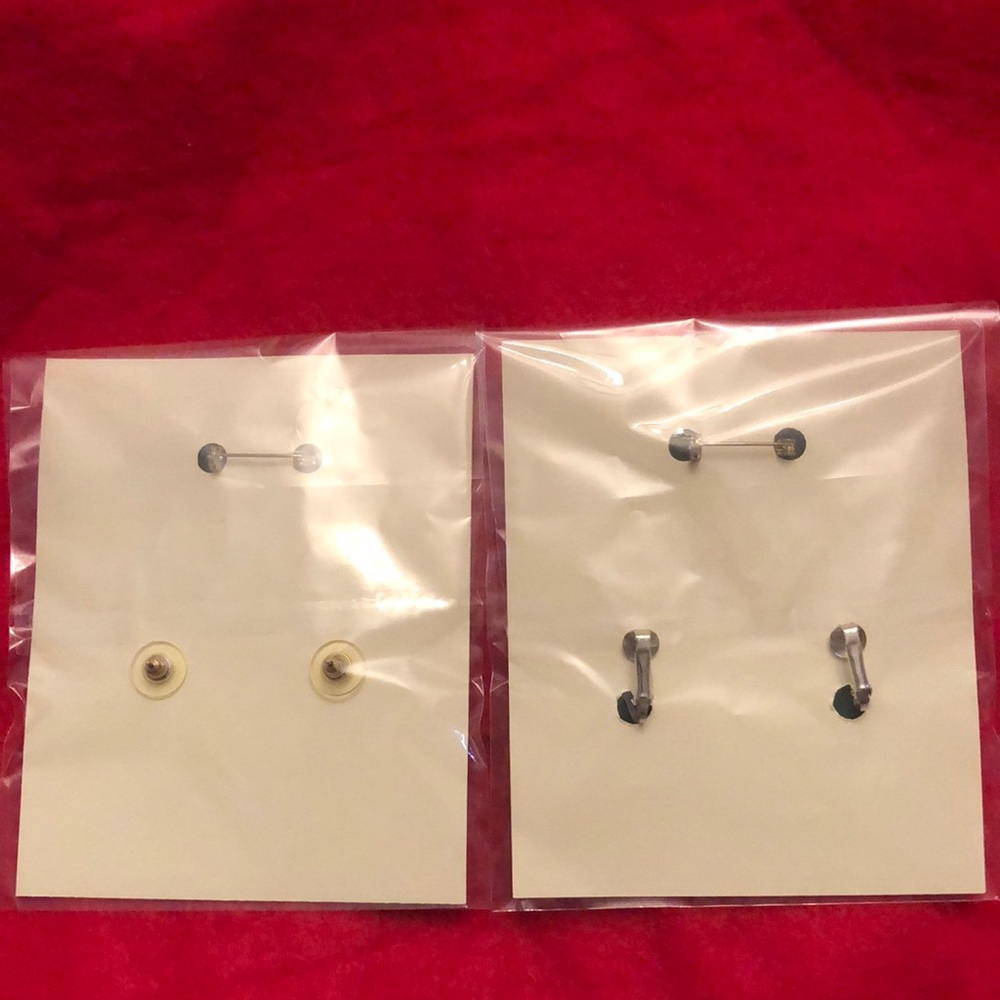 🌻 (3/$15) St Patrick’s Pin & Earring 2 Sets - Picture 3 of 4